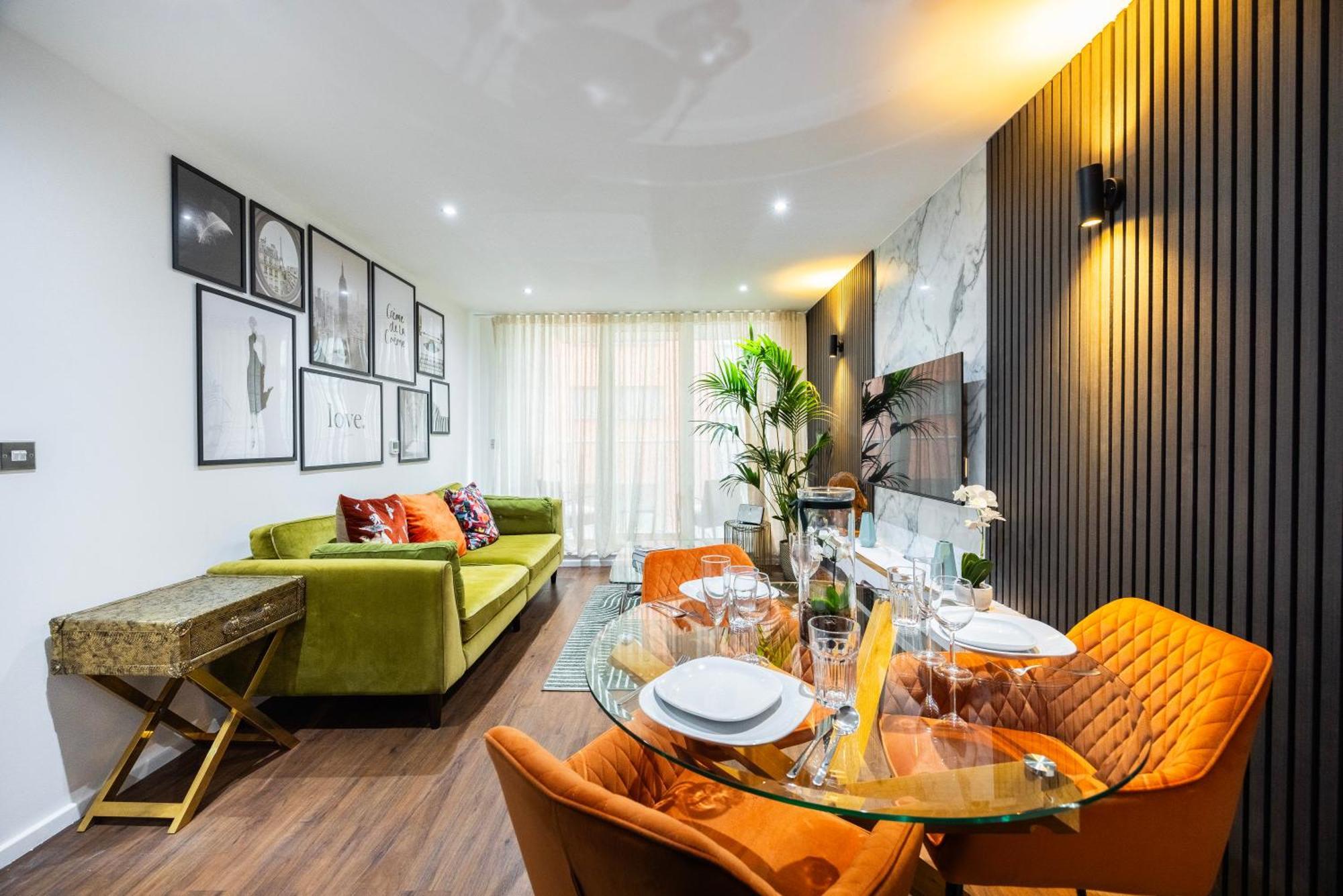 Austin David Executive Excel Apartament Londra