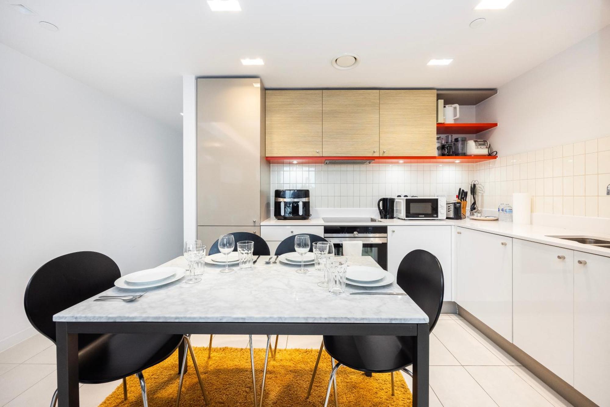 Austin David Executive Excel Apartament *